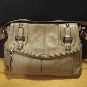 B Makowsky leather purse dark tan‎